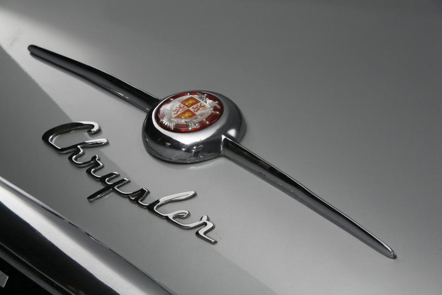 Логотип Chrysler Special 1953 года  (фото 11 из 66)